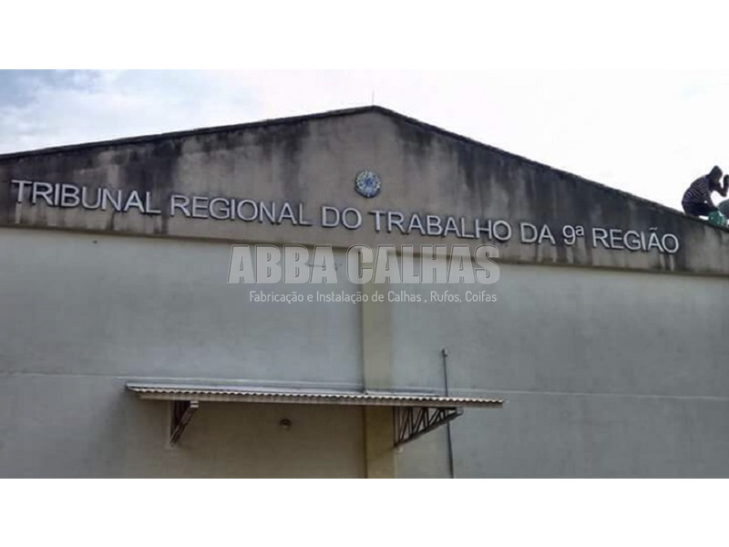 Abba Calhas | Instalação de calhas e rufos em Curitiba