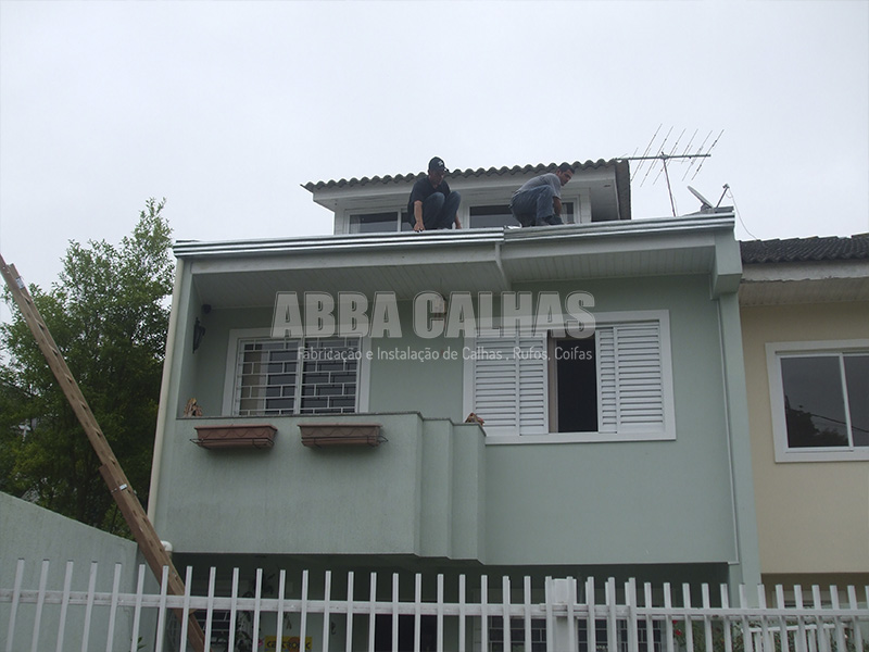 Abba Calhas | Instalação de calhas e rufos em Curitiba